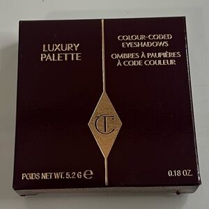 BNWB Charlotte Tilbury Luxury Eyeshadow Palette: THE GOLDEN GODDESS